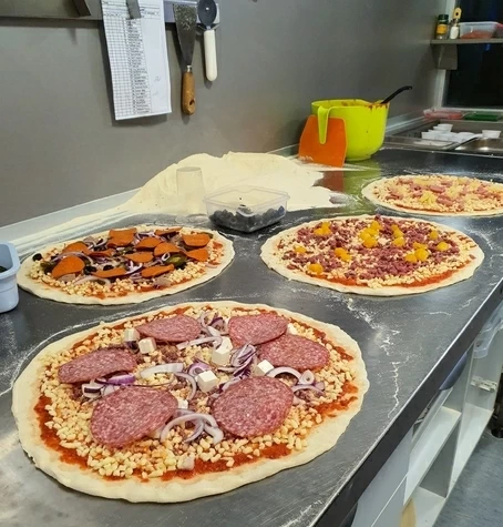 Ravintola-ala Pizzeria 4